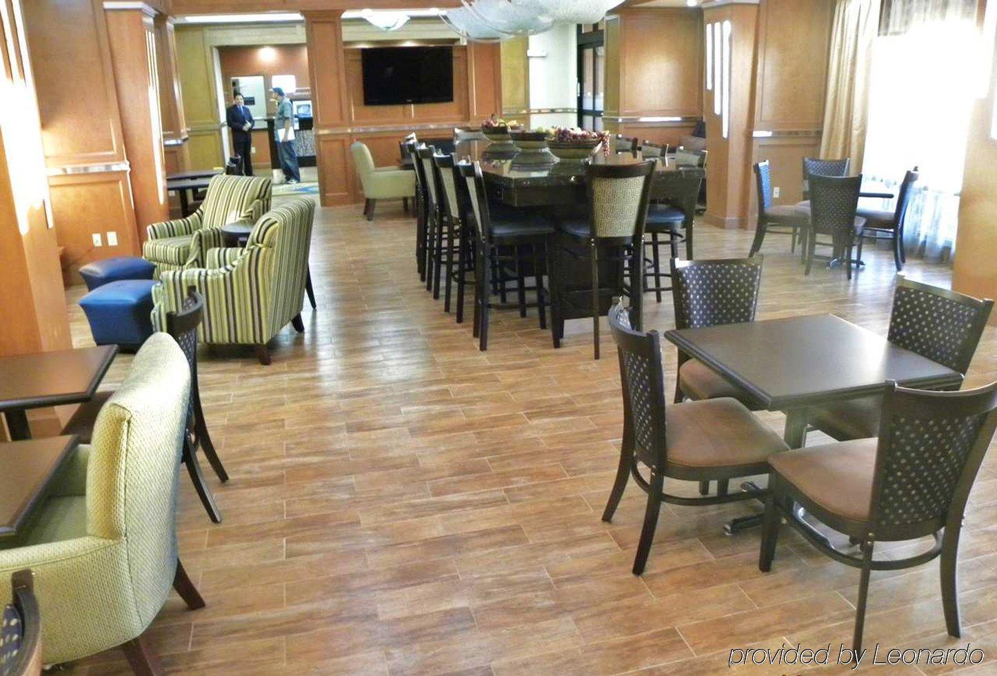 Hampton Inn & Suites Dallas I-30 Cockrell Hill, Tx Restoran gambar